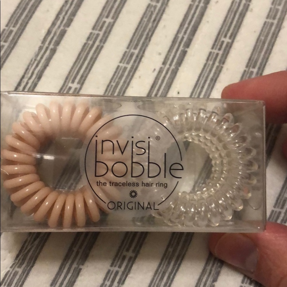 Invisi bobble hair ties